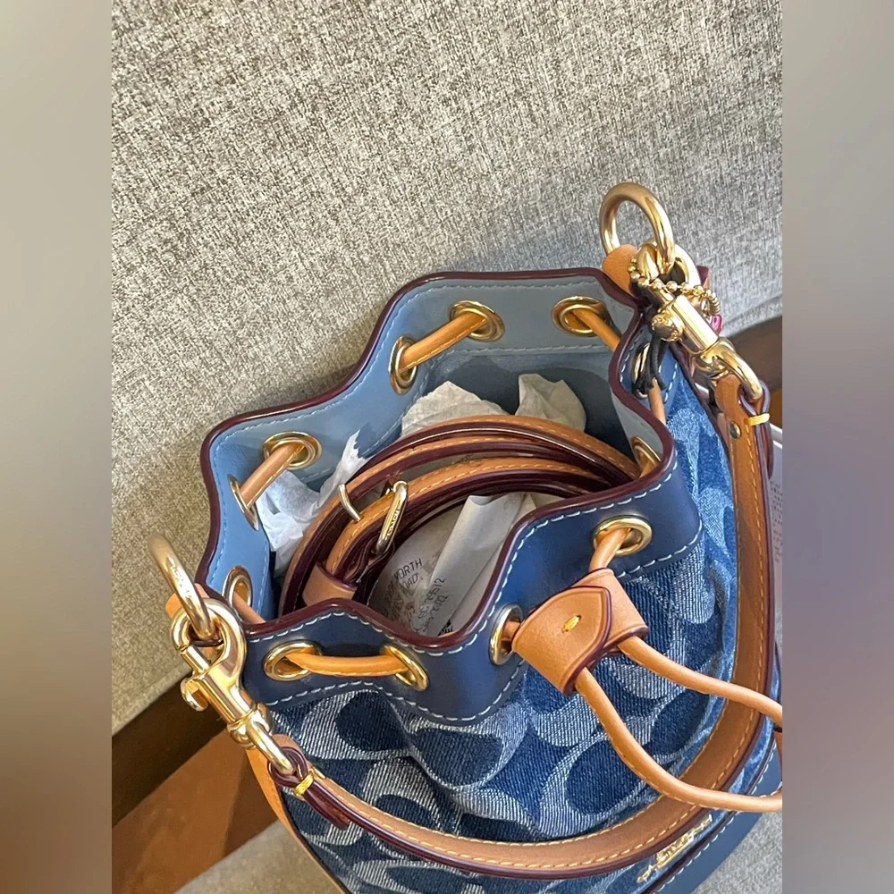 NWT！COACH MINI BUCKET BAG IN SIGNATURE DENIM（CY740）gift receipt FAST SHIPPING - Picture 5 of 12